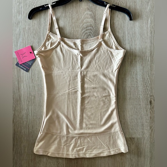 NWT Yummie Tummie EVA Nylon Tank by Heather Thomson Nude Size Small - Picture 4 of 10